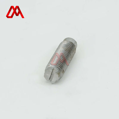 8-94395024-0 8943950240 Rocker Arm Adjuster Screw for ISUZU FVR34 6HK1