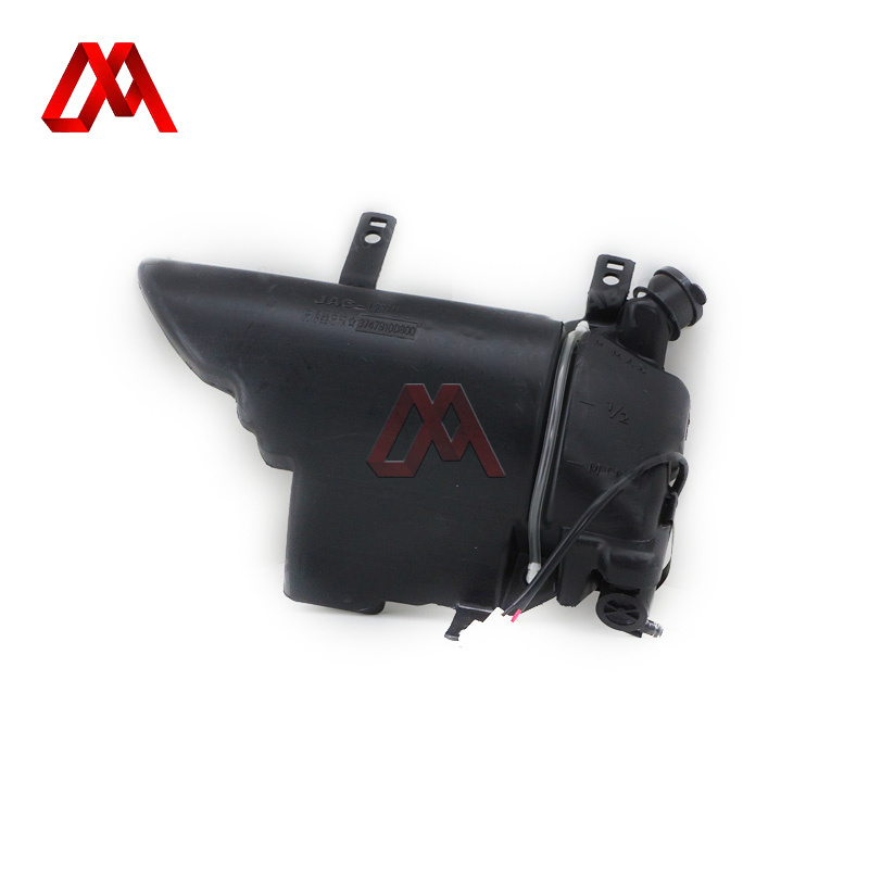 IZUMI Auto Parts Washer Reservoir Tank For ISUZU ELF NQR Replacement 8-97855-066-6
