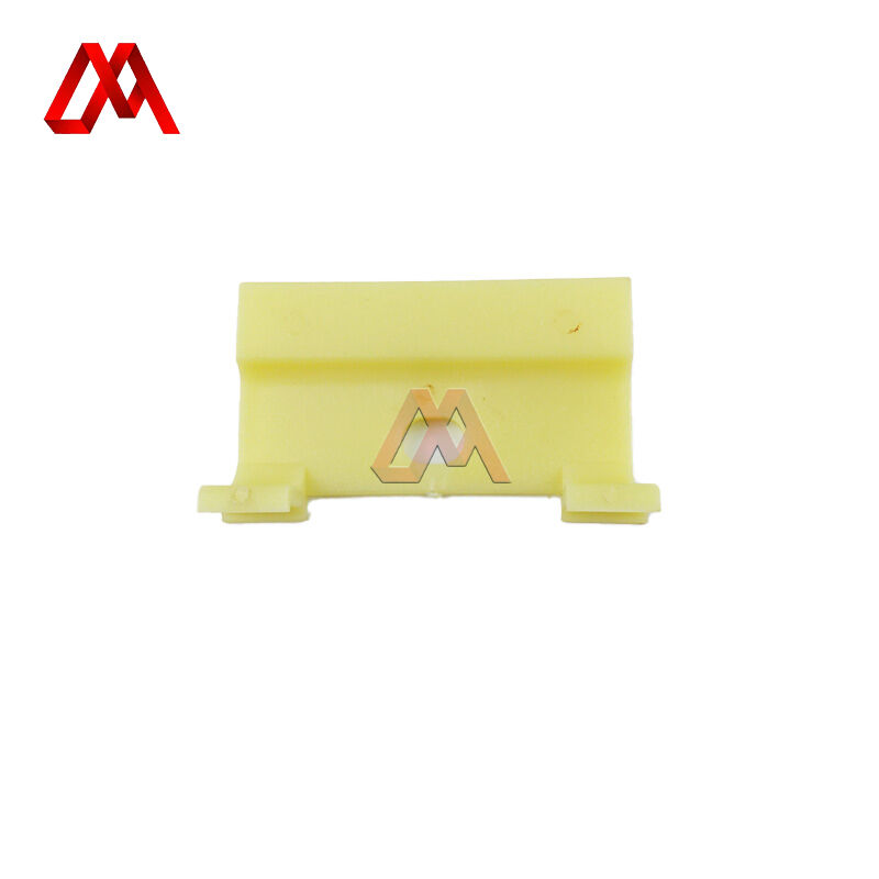 Door Glass Holder Suitable For ISUZU NKR77 4JH1 8-97852076-1 8978520761